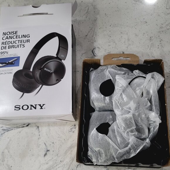 SONY MDR-ZX110NC Noise Canceling Headphones Black New Sealed - Picture 2 of 4